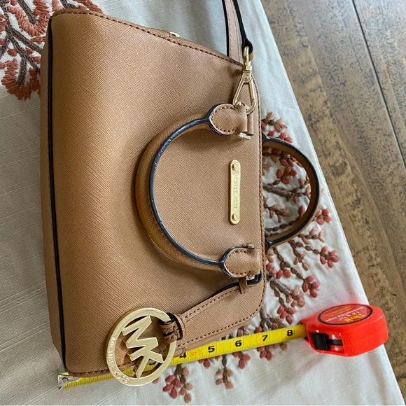 Michael Kors Mini Crossbody Bag PRISTINE - Picture 6 of 7